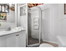 102 MARSTON Crescent - 33