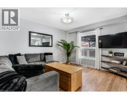 102 MARSTON Crescent - 6