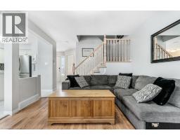 102 MARSTON Crescent - 7