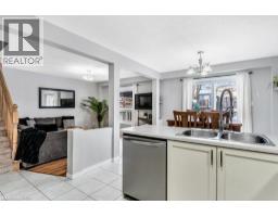 102 MARSTON Crescent - 9