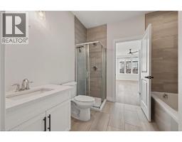 7 SOUTH Court W - 19