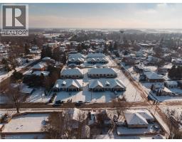 7 SOUTH Court W - 21