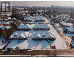 7 SOUTH Court W - 23