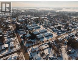 7 SOUTH Court W - 26