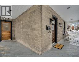 854 QUEENSTON Road - 5