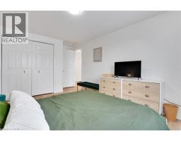 225 THORNBIRD Place - 25