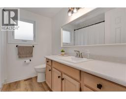 225 THORNBIRD Place - 28