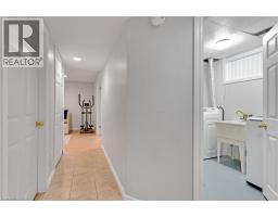 225 THORNBIRD Place - 36