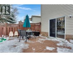 225 THORNBIRD Place - 39