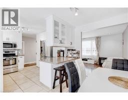 64 EVELYN Street - 11