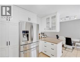 64 EVELYN Street - 13