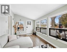 64 EVELYN Street - 21