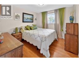 120 KINROSS Street - 12