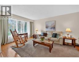 120 KINROSS Street - 6