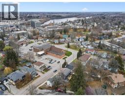 20 BERGEY Street - 25