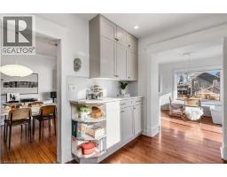 61 BARRIE Street - 12