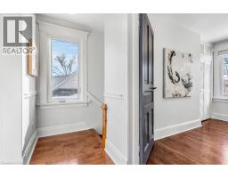 61 BARRIE Street - 18