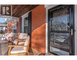 61 BARRIE Street - 2