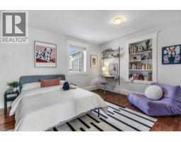 61 BARRIE Street - 21