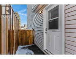 61 BARRIE Street - 42