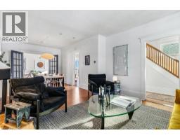 61 BARRIE Street - 6