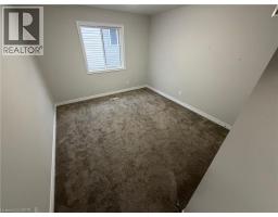 36 SPARROW Avenue - 13