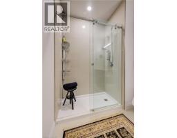 399 QUEEN Street S UnitNo. 417 - 15