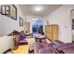 399 QUEEN Street S UnitNo. 417 - 8