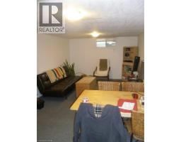 839 STIRLING Avenue S - 33