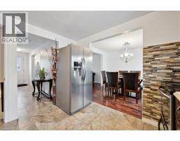 23 TAMVALE Crescent - 16