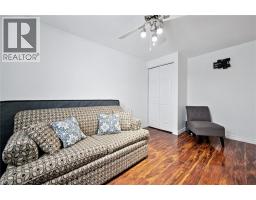 23 TAMVALE Crescent - 25