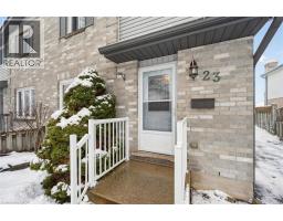 23 TAMVALE Crescent - 5