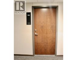 108 GARMENT Street UnitNo. 903 - 8