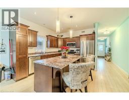 23 MACNEIL Court - 11