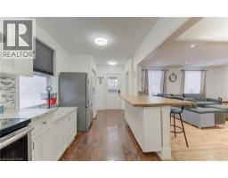 569 STIRLING Avenue S - 15