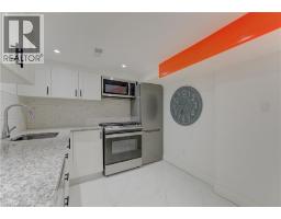 569 STIRLING Avenue S - 32