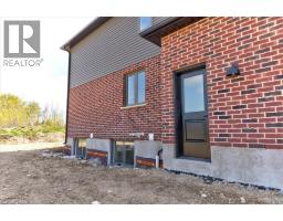 81 KENTON Street - 36