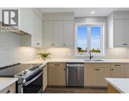 81 KENTON Street - 8