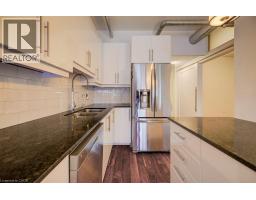 15 DEVITT Avenue S UnitNo. 302 - 18