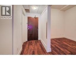 15 DEVITT Avenue S UnitNo. 302 - 9