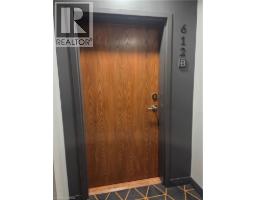 255 NORTHFIELD Drive E UnitNo. 612 - 10