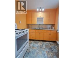 379 ST. LEGER Street - 10