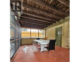 379 ST. LEGER Street - 22