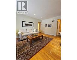 379 ST. LEGER Street - 4