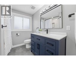 139 THE COUNTRY Way - 19