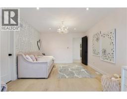 920 THOMAS PEDDER Court - 17