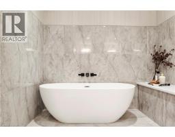 920 THOMAS PEDDER Court - 23