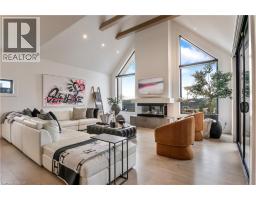 920 THOMAS PEDDER Court - 3