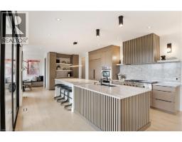 920 THOMAS PEDDER Court - 9