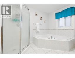 6 HEATHERWOOD Place - 27